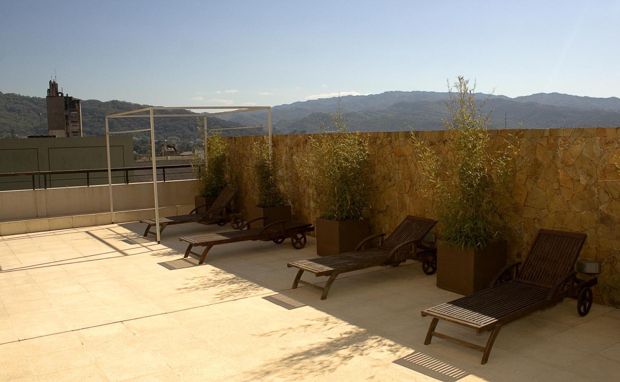 Howard Johnson Plaza Jujuy San Salvador de Jujuy Exterior foto
